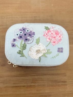 L’heritage Blooming with Cheer Jewelry Case